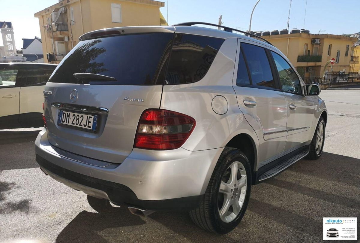Mercedes-Benz Classe ML 320 CDI (5)