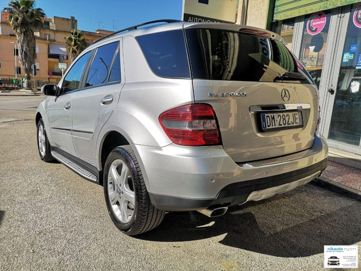 Mercedes-Benz Classe ML 320 CDI (7)