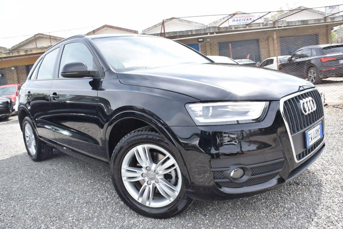 Audi Q3 2.0 TDI 120 CV (10)