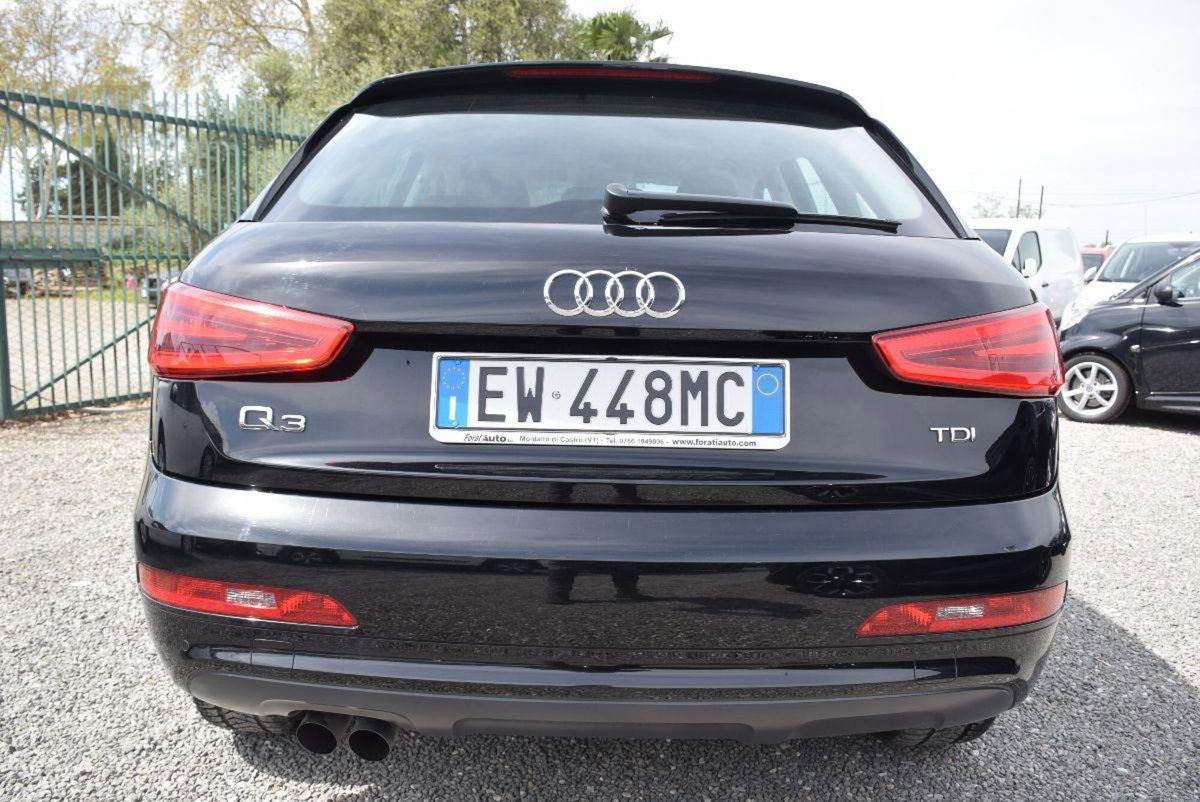 Audi Q3 2.0 TDI 120 CV (16)