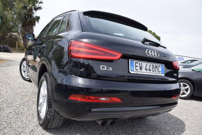 Audi Q3 2.0 TDI 120 CV (2)