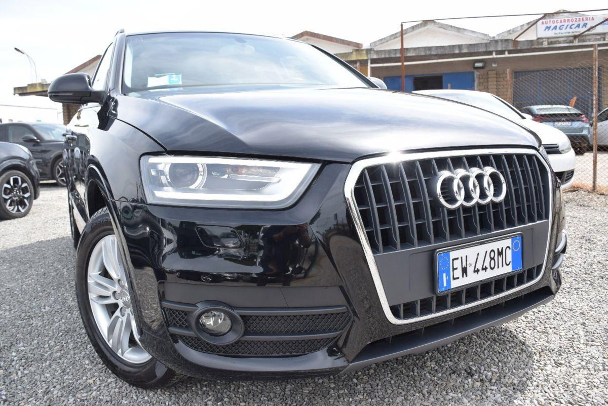 Audi Q3 2.0 TDI 120 CV (4)
