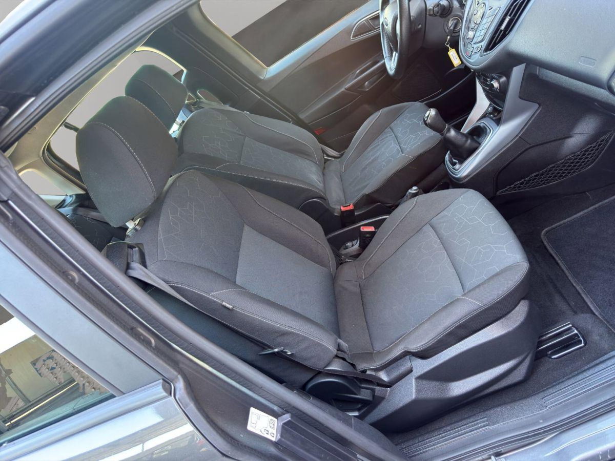Ford B-Max B-Max 1.5 TDCi 95 CV Titanium (19)