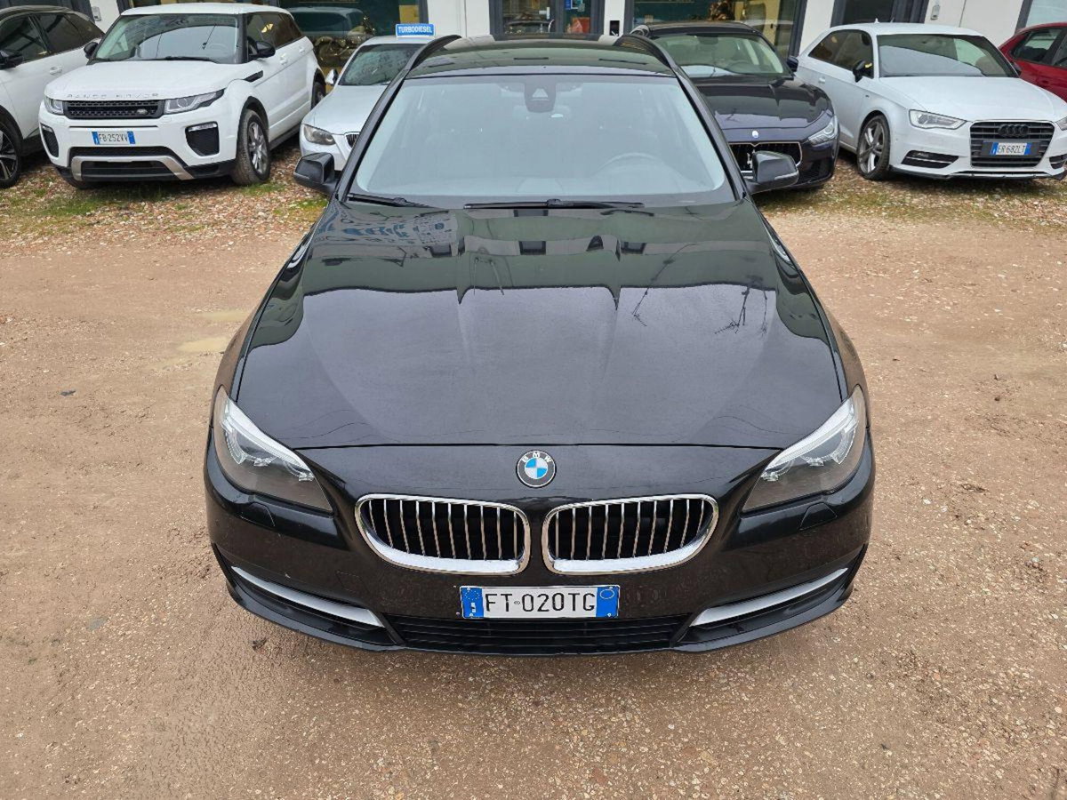BMW Serie 5 Touring 520d  Msport (3)