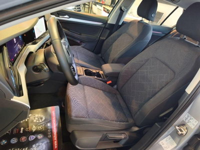 Volkswagen Golf 2.0 TDI 150 CV SCR R-Line (10)
