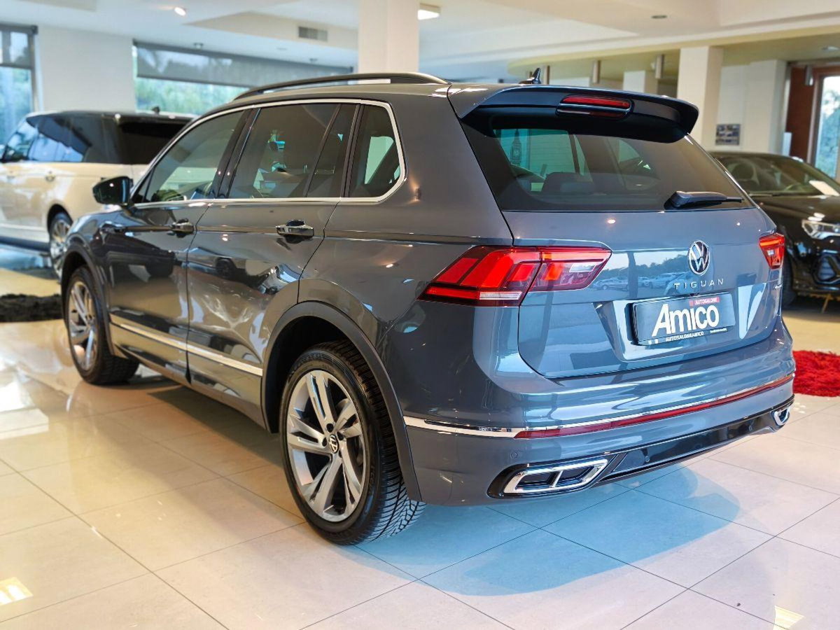 Volkswagen Tiguan Allspace 2.0 TDI SCR DSG 4MOTION R-Line (10)