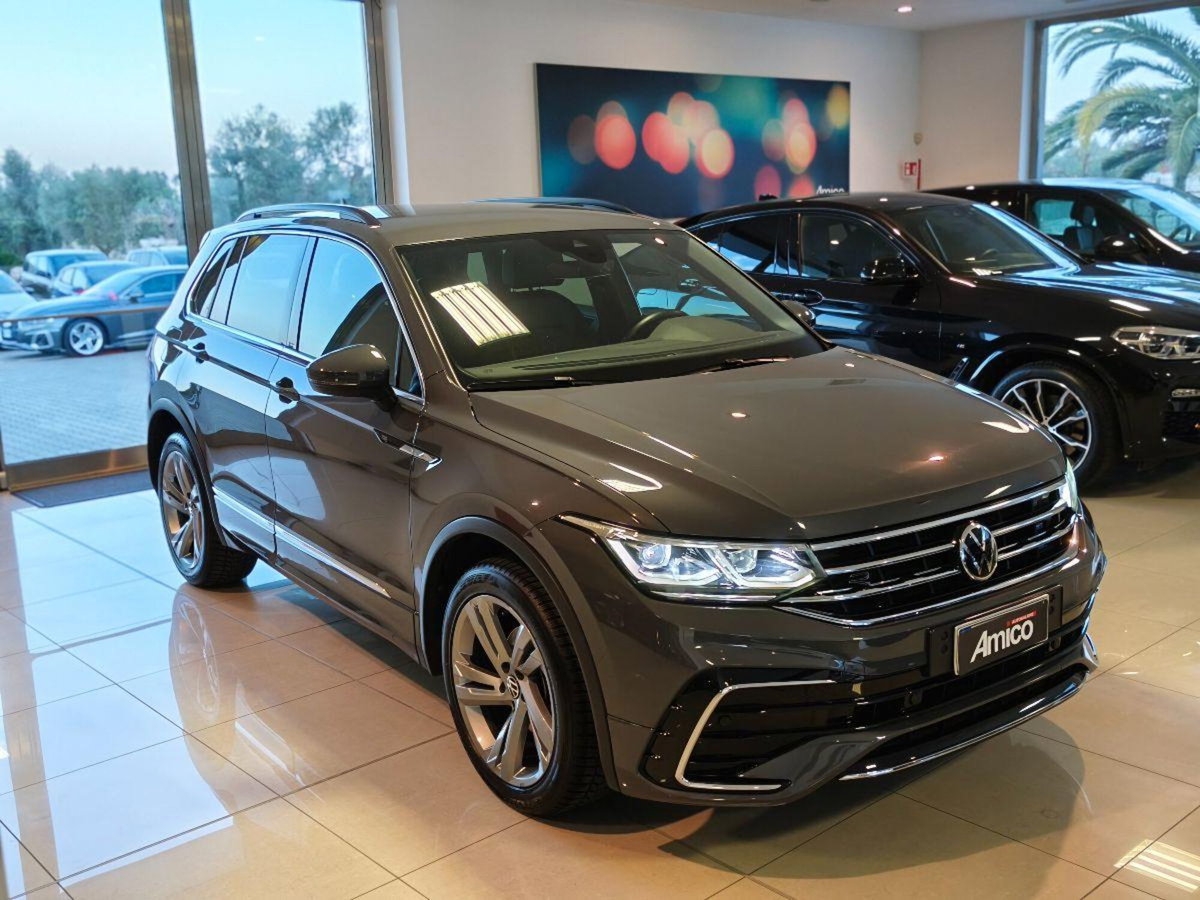 Volkswagen Tiguan Allspace 2.0 TDI SCR DSG 4MOTION R-Line (5)