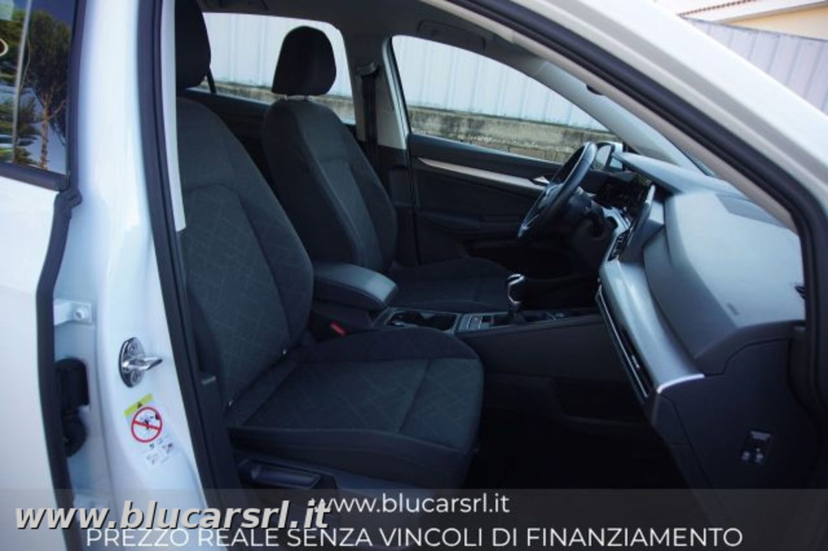 Volkswagen Golf 1.0 TSI EVO Life (10)