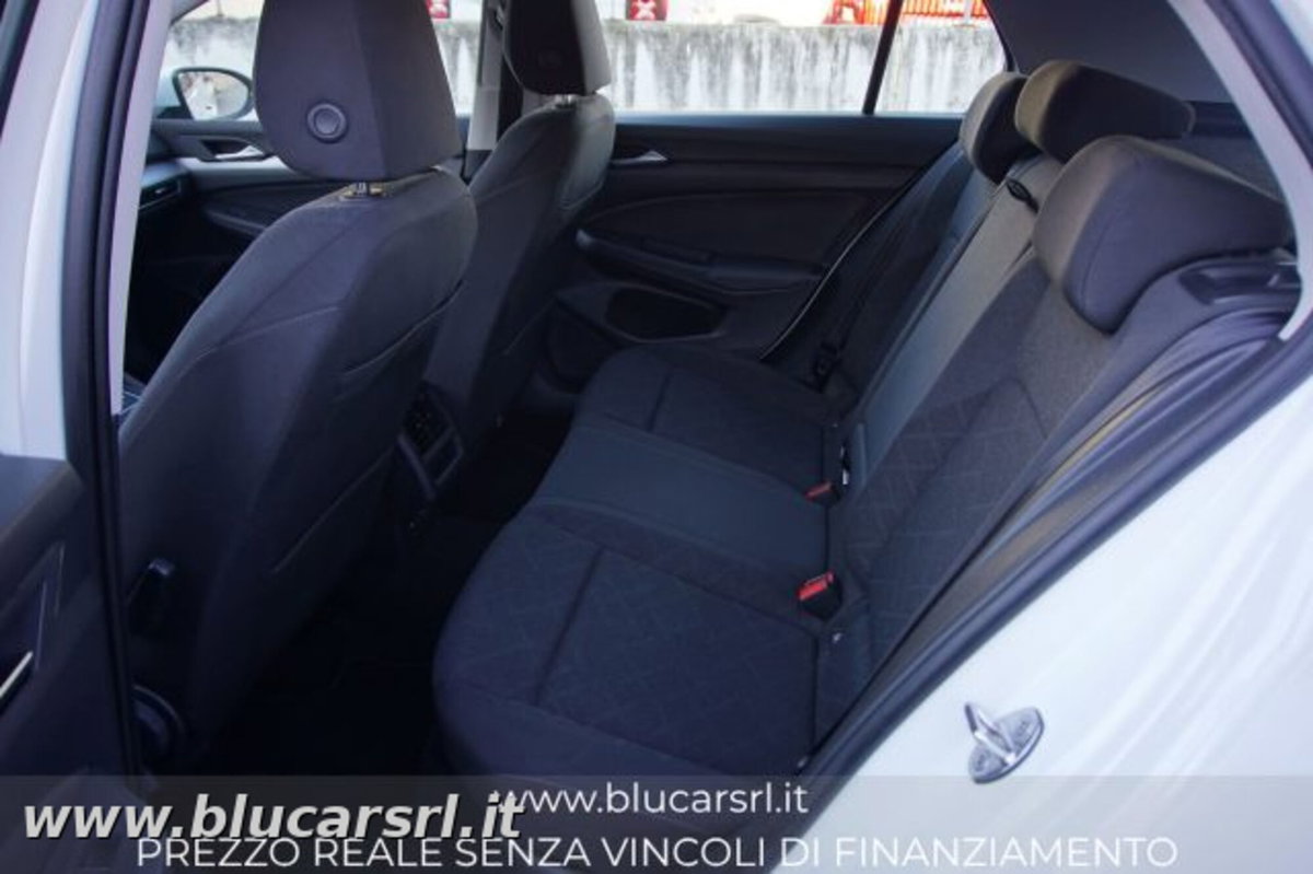 Volkswagen Golf 1.0 TSI EVO Life (11)