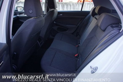 Volkswagen Golf 1.0 TSI EVO Life (11)