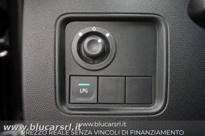 Dacia Duster 1.0 TCe 100 CV ECO-G 4x2 Comfort (13)