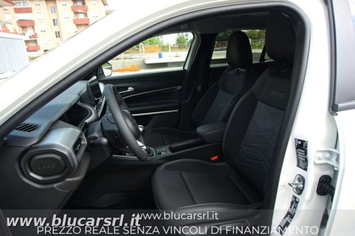 Jeep Avenger 1.2 turbo Summit fwd 100cv (5)