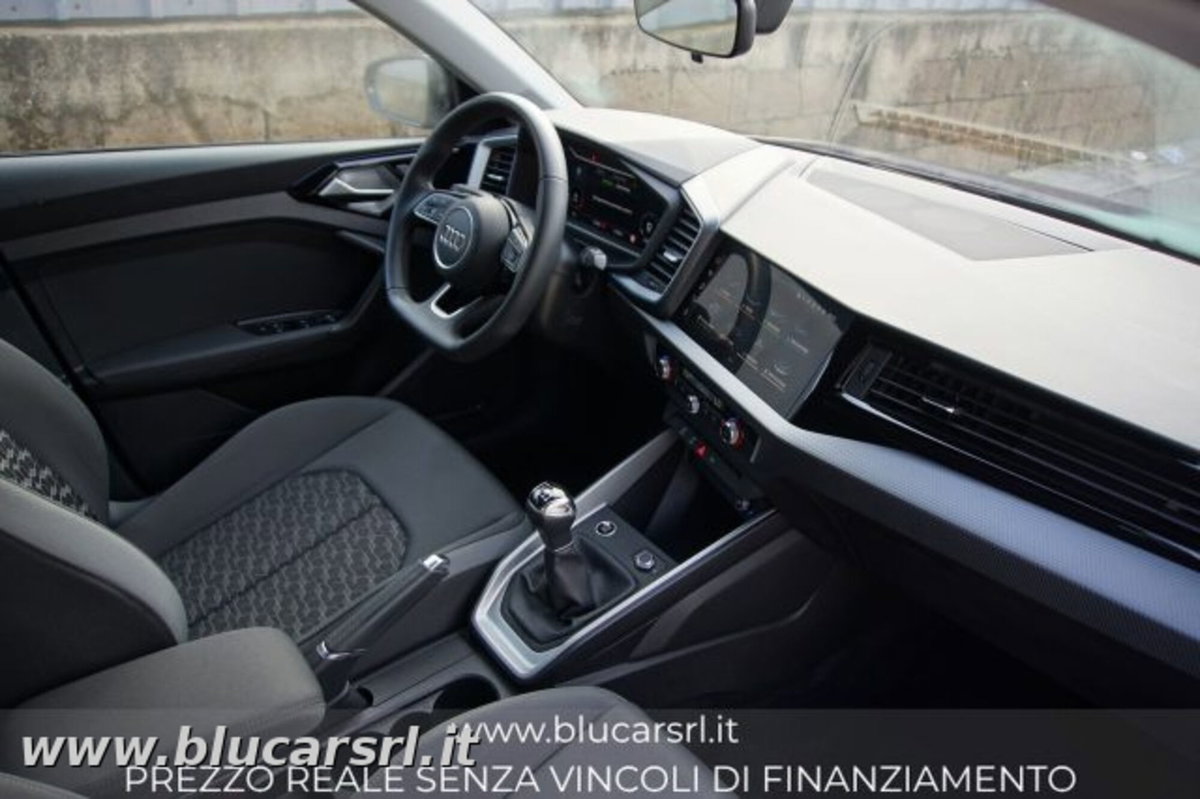 Audi A1 Sportback 30 TFSI S line edition (10)