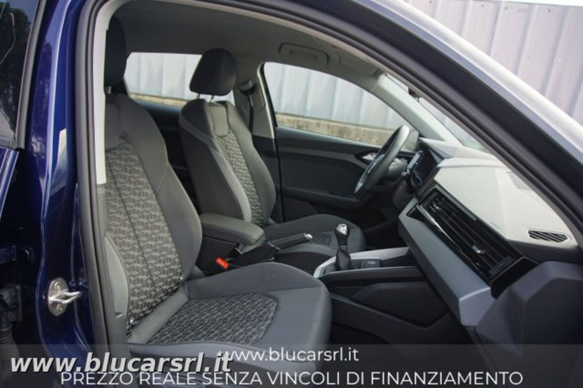 Audi A1 Sportback 30 TFSI S line edition (11)