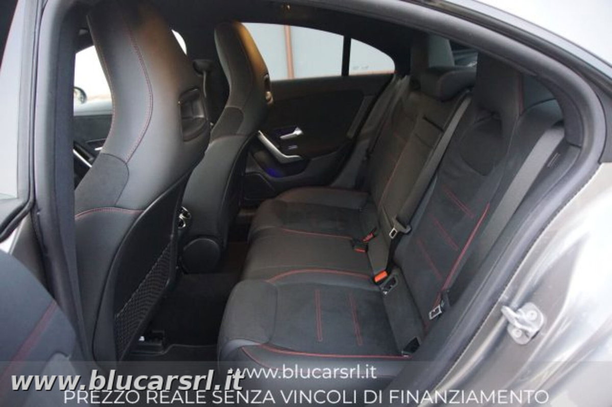 Mercedes-Benz CLA 220 d AMG Line Premium auto (13)