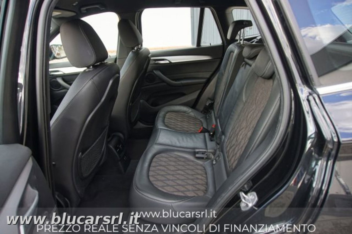 BMW X1 sDrive16d xLine Plus (12)