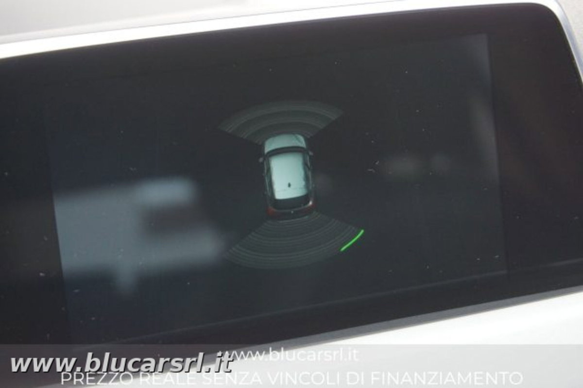 BMW X1 sDrive16d xLine Plus (15)