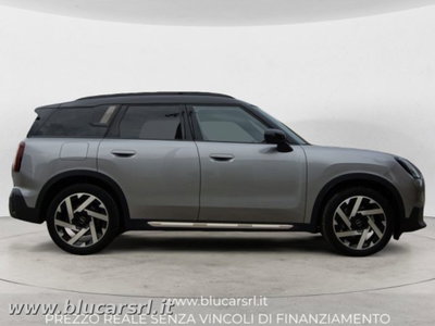 MINI Mini Countryman 2.0 48V D Favoured auto (3)
