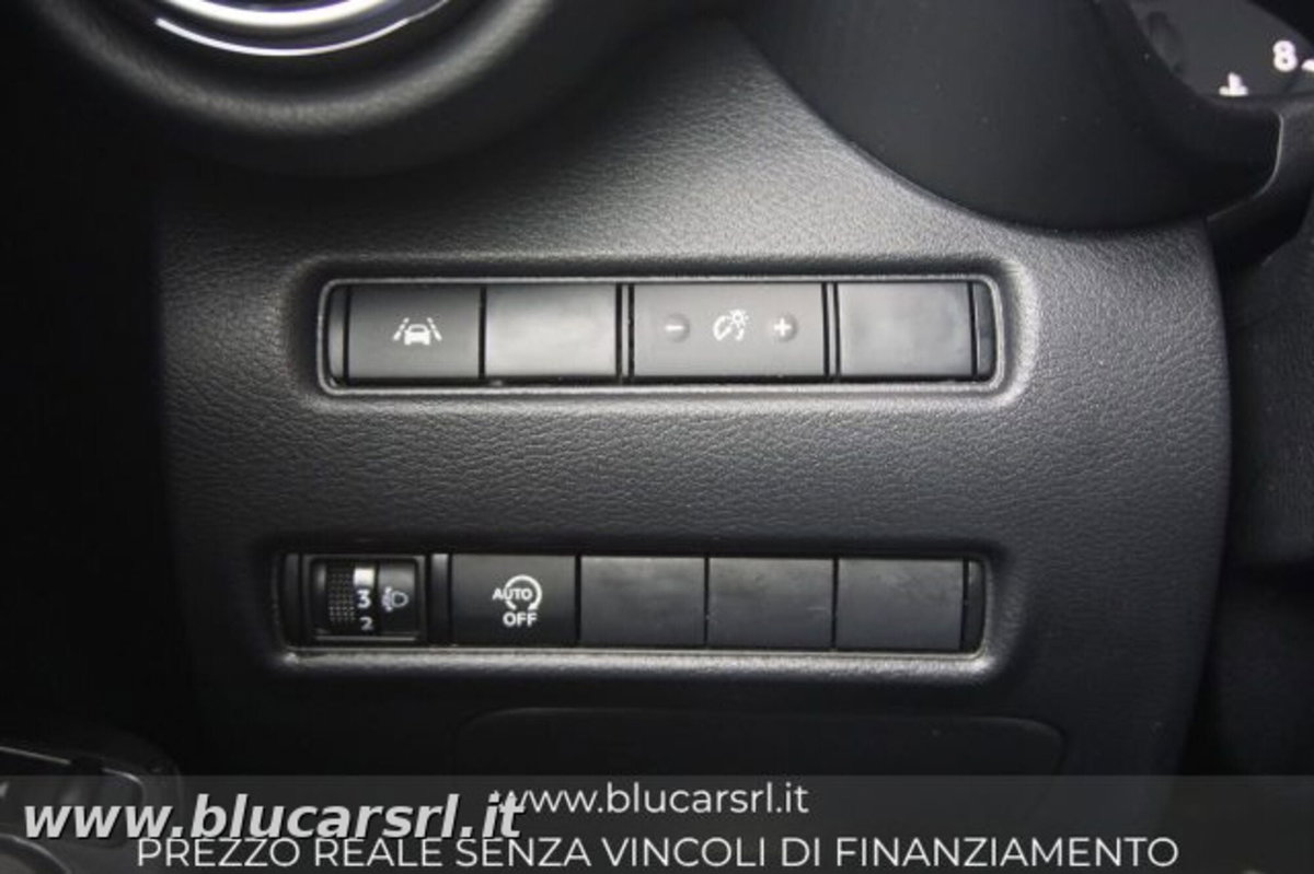 Nissan Juke 1.0 dig-t Acenta 114cv (15)