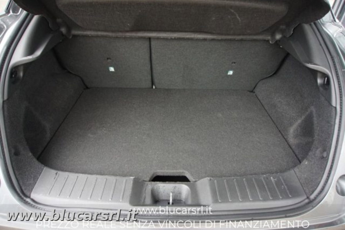 Nissan Juke 1.0 dig-t Acenta 114cv (17)