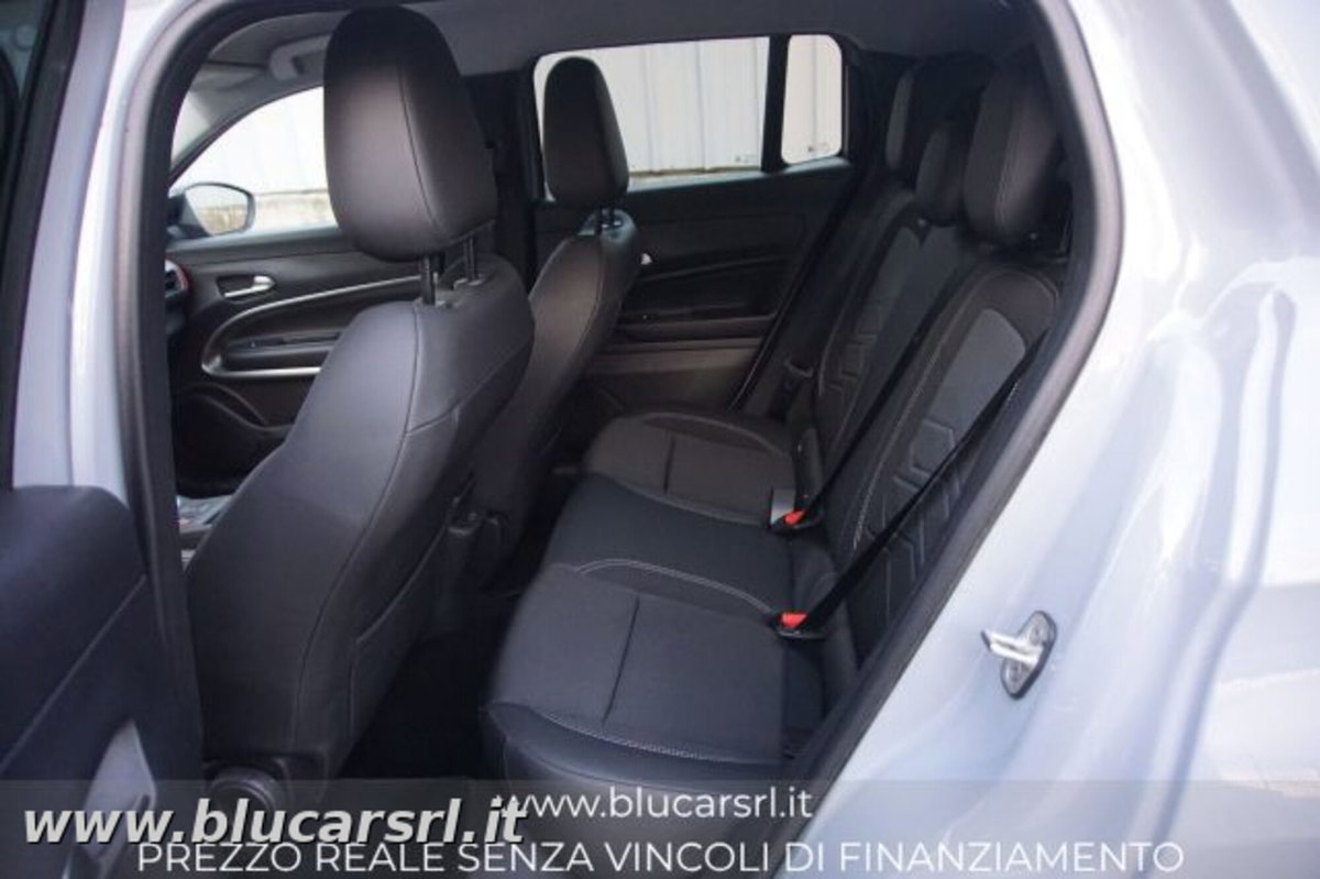 Jeep Avenger 1.2 turbo Summit fwd 100cv (11)