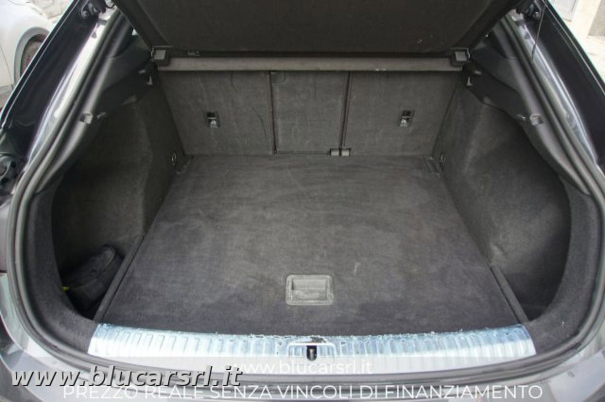 Audi Q3 Sportback 35 TDI quattro S tronic S line edition (12)