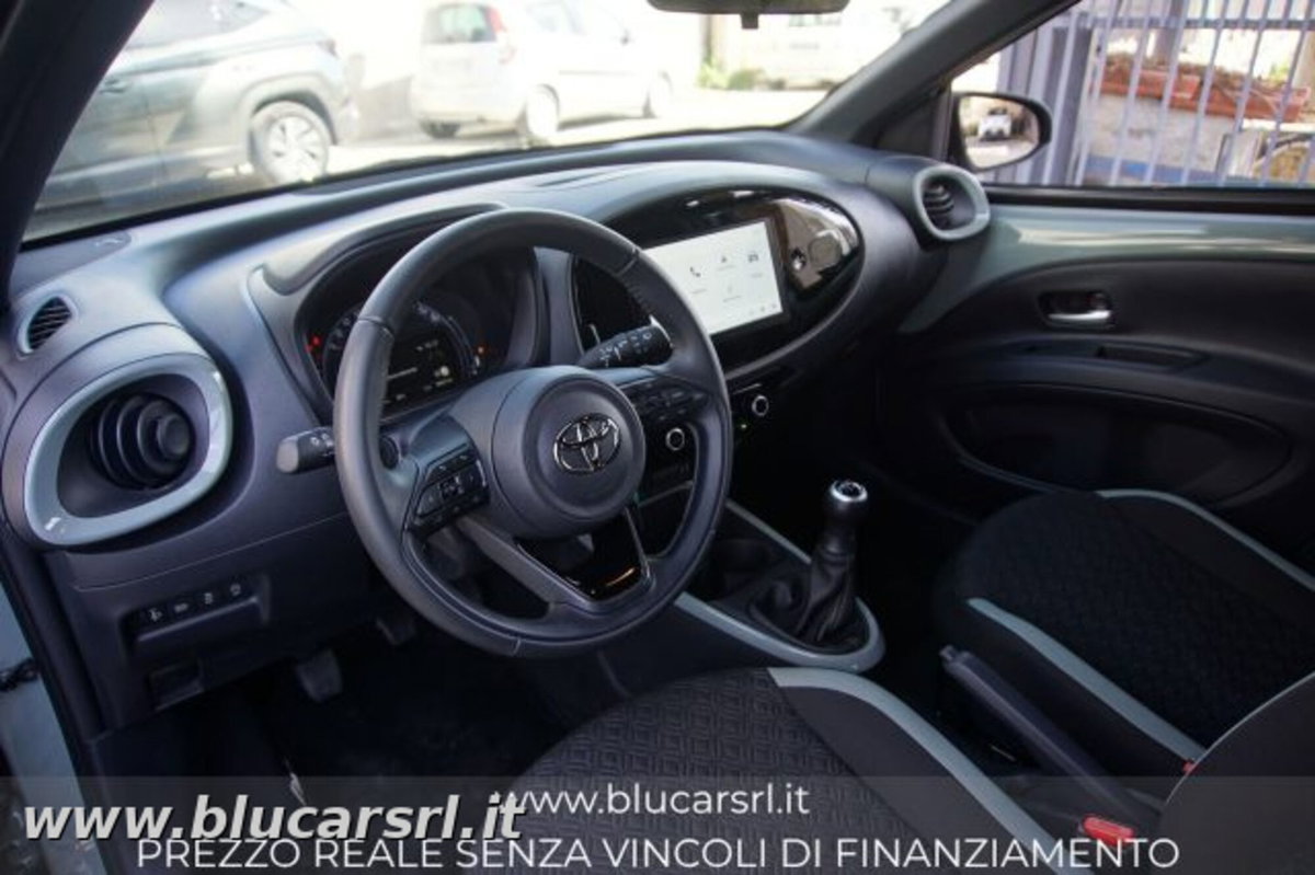 Toyota Aygo X 1.0 Trend 72cv (6)