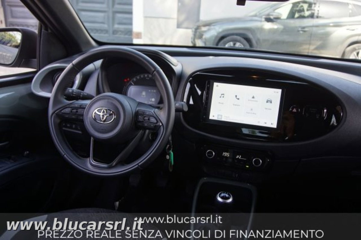 Toyota Aygo X 1.0 Trend 72cv (7)