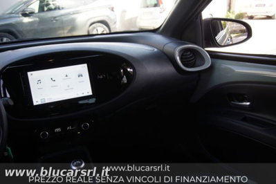 Toyota Aygo X 1.0 Trend 72cv (9)