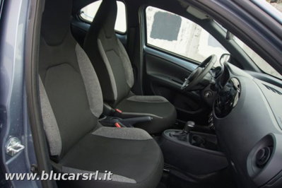 Toyota Aygo X 1.0 Active 72cv s-cvt (10)