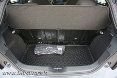 Toyota Aygo X 1.0 Active 72cv s-cvt (12)