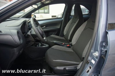 Toyota Aygo X 1.0 Active 72cv s-cvt (5)