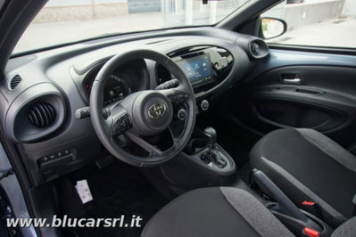 Toyota Aygo X 1.0 Active 72cv s-cvt (6)