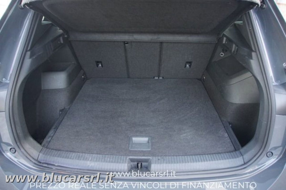 Volkswagen Tiguan Allspace 2.0 TDI SCR DSG 4MOTION R-Line (14)