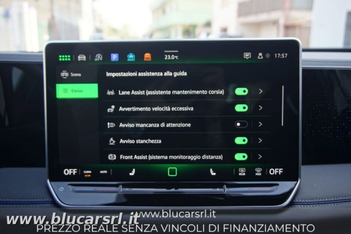 Volkswagen Tiguan Allspace 2.0 TDI SCR DSG 4MOTION R-Line (19)