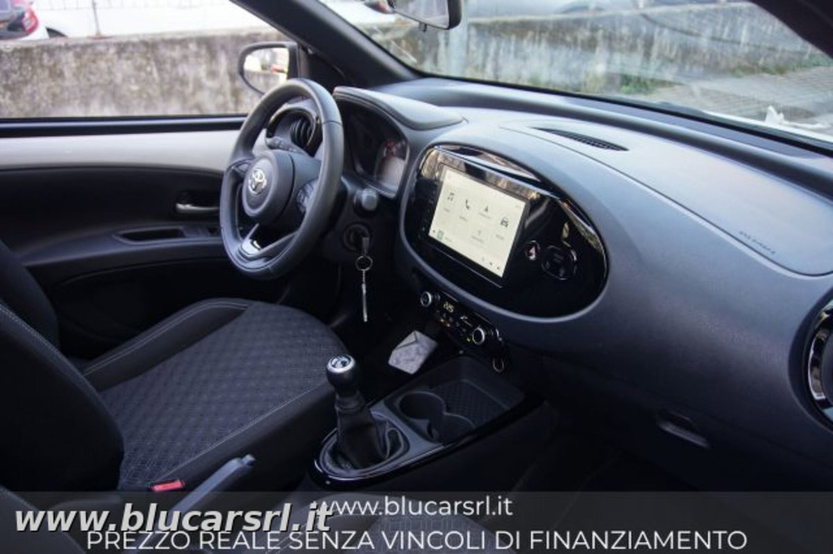 Toyota Aygo X 1.0 Trend Air 72cv s-cvt (10)