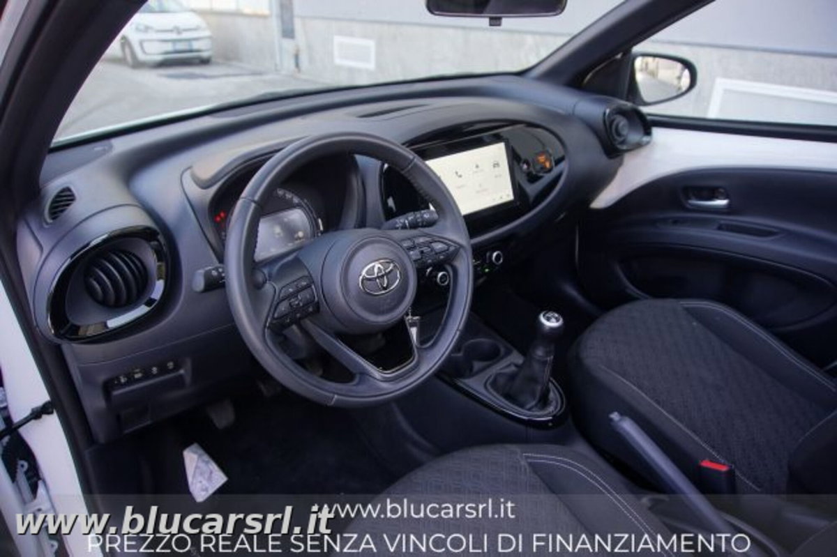 Toyota Aygo X 1.0 Trend Air 72cv s-cvt (6)