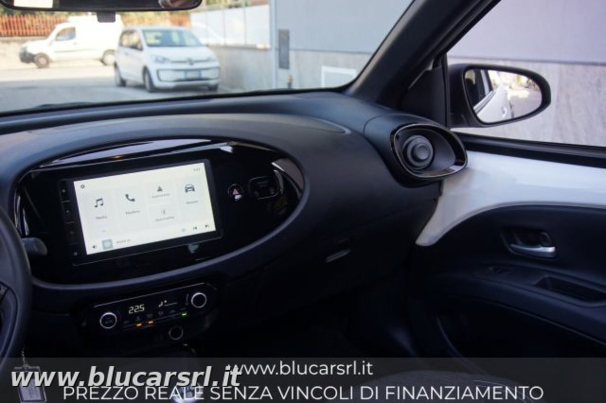 Toyota Aygo X 1.0 Trend Air 72cv s-cvt (9)