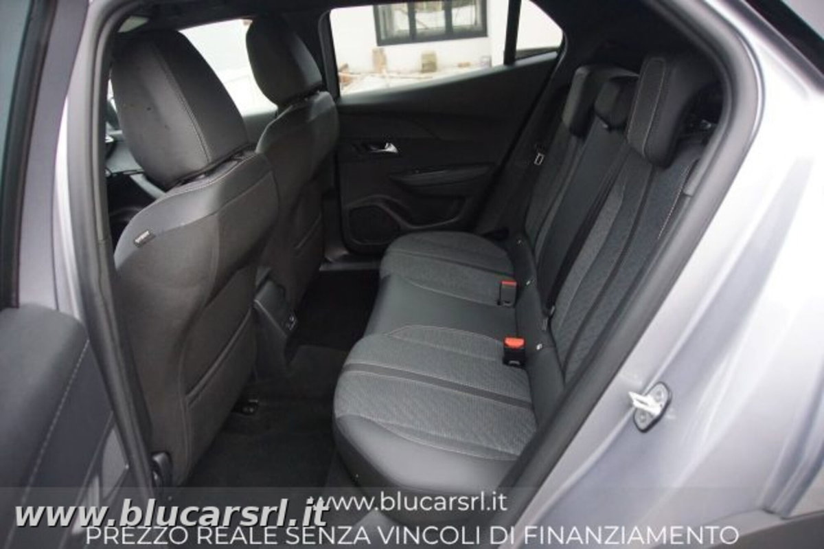 Peugeot 2008 1.2 turbo Allure 100cv (13)