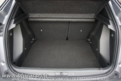 Peugeot 2008 1.2 turbo Allure 100cv (14)