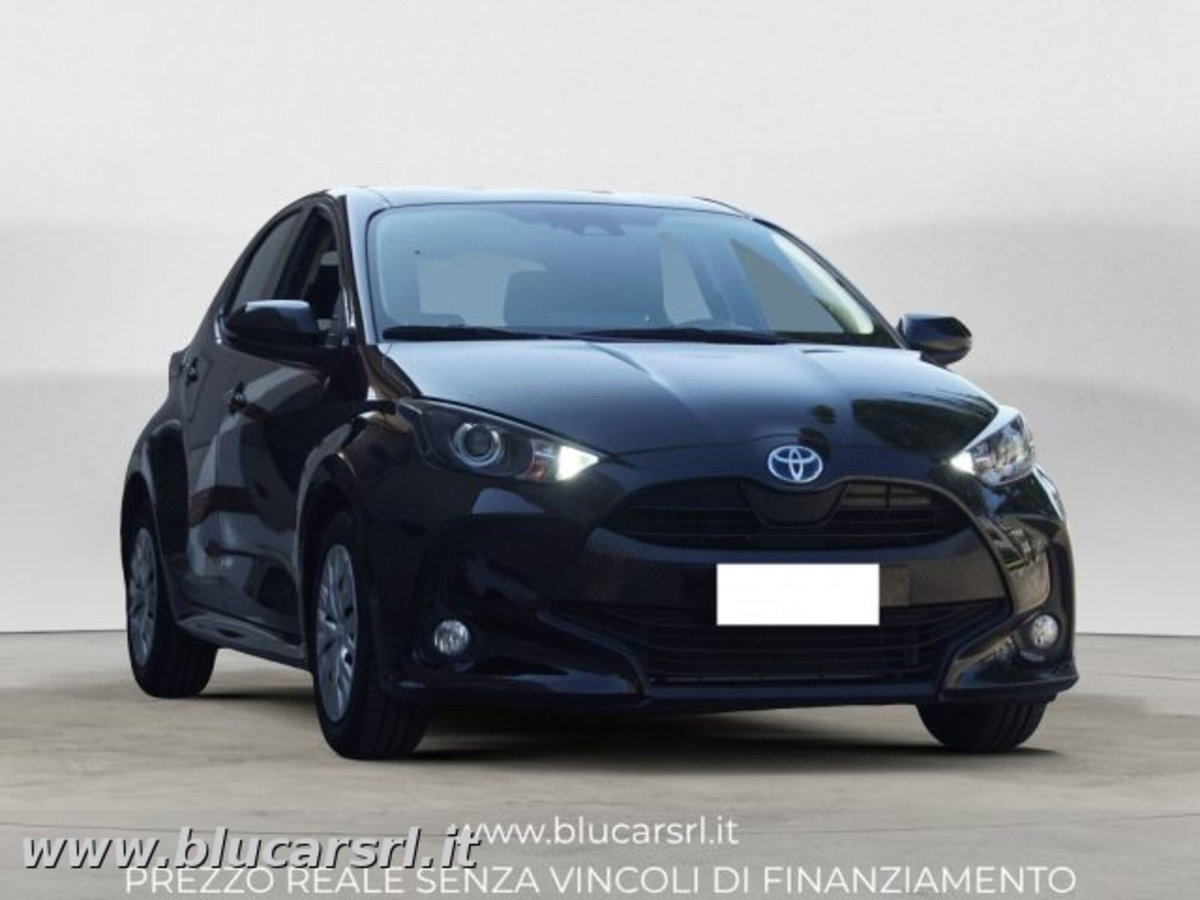 Toyota Yaris Active