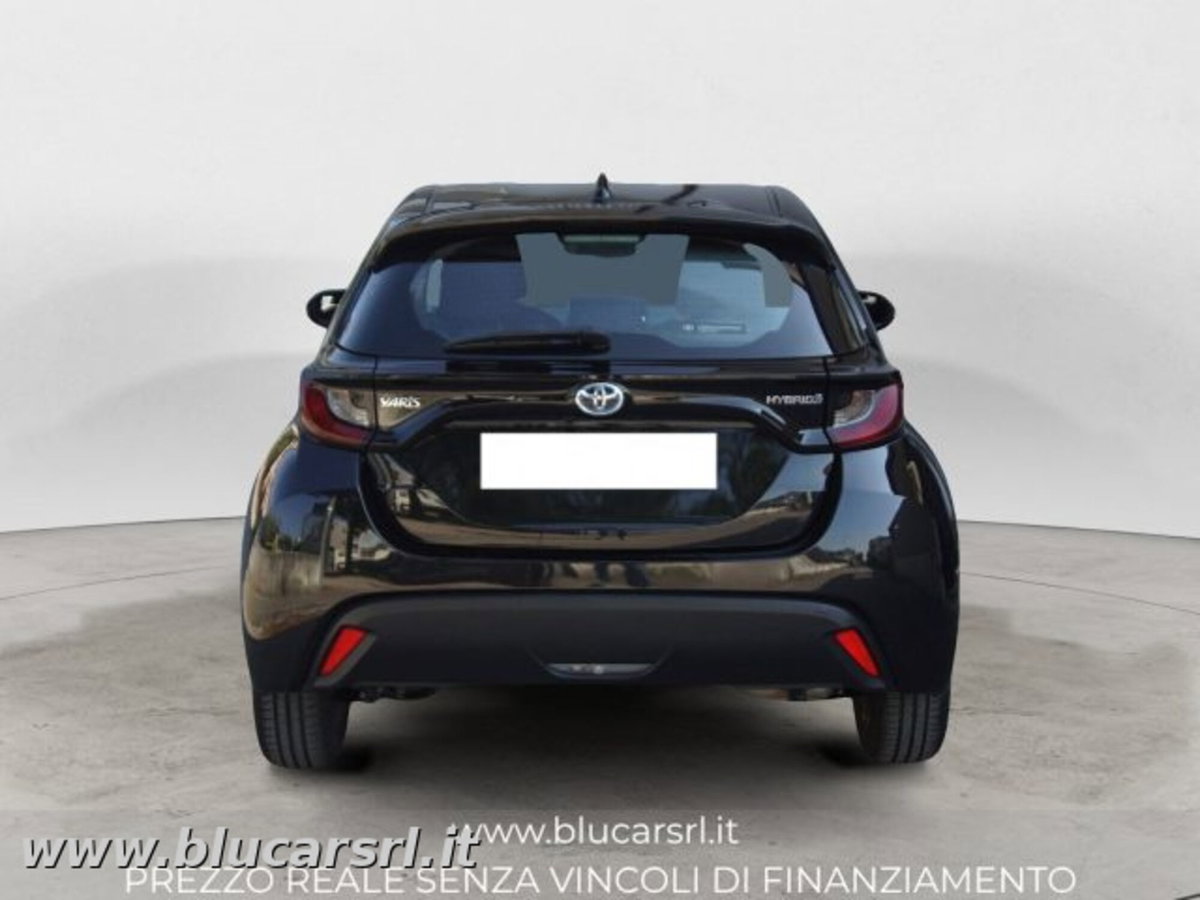 Toyota Yaris Active (4)