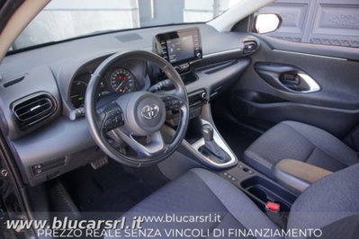 Toyota Yaris Active (6)