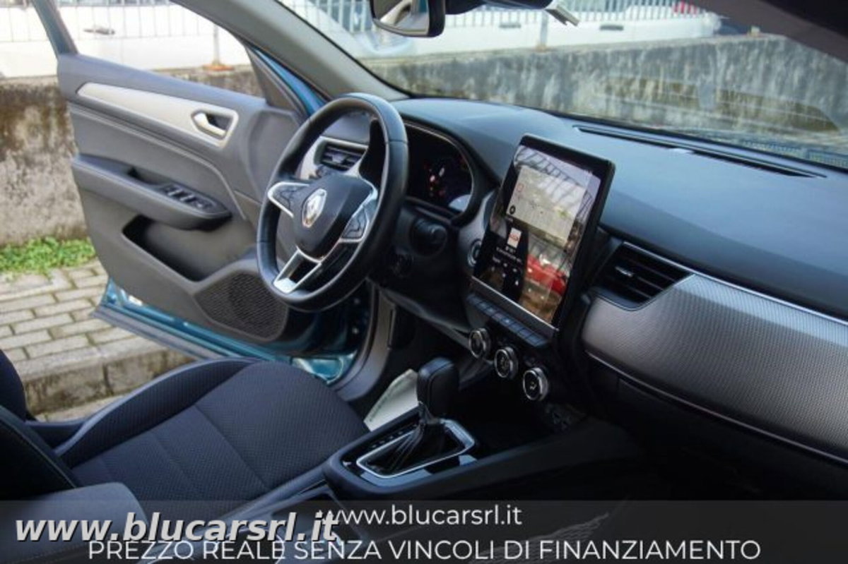 Renault Arkana E-Tech 145 CV Intens (10)