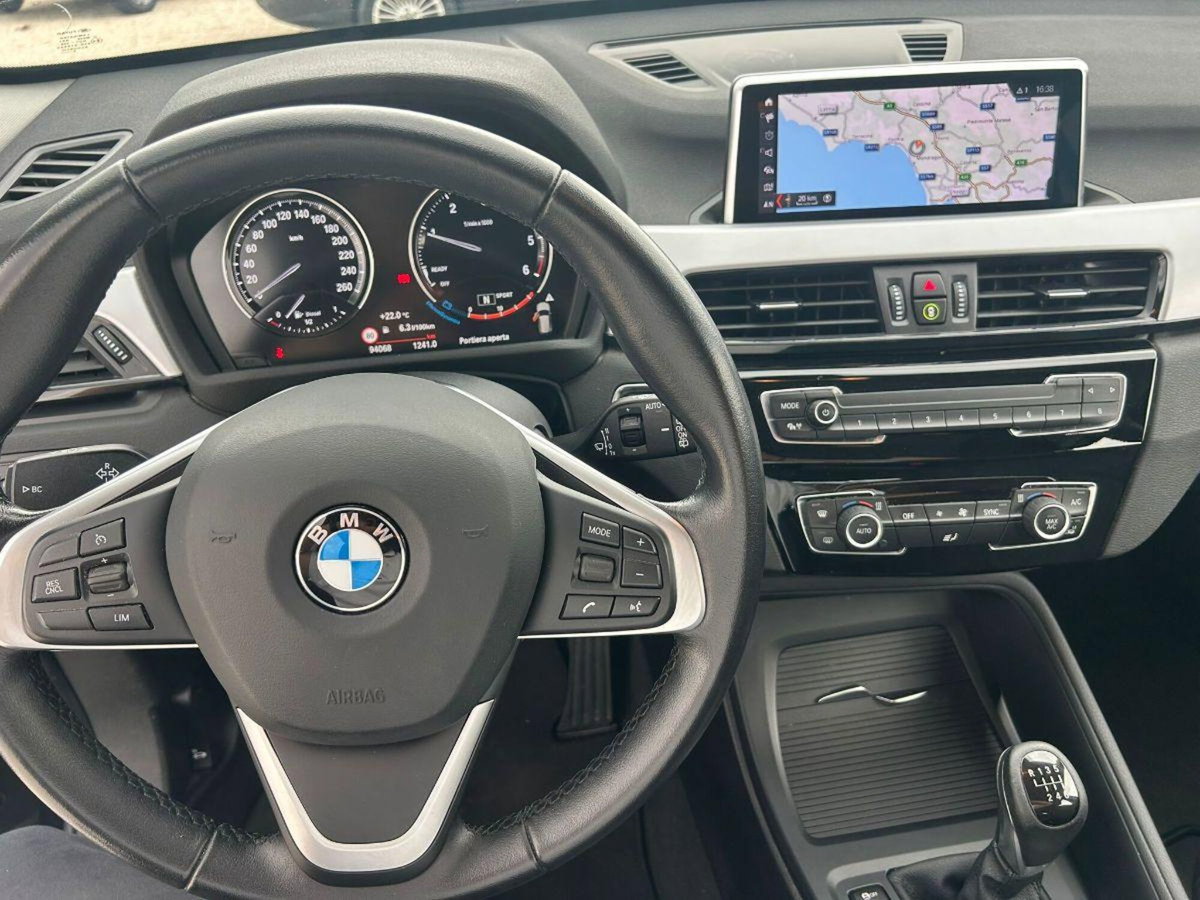 BMW X1 sDrive16d Advantage (11)