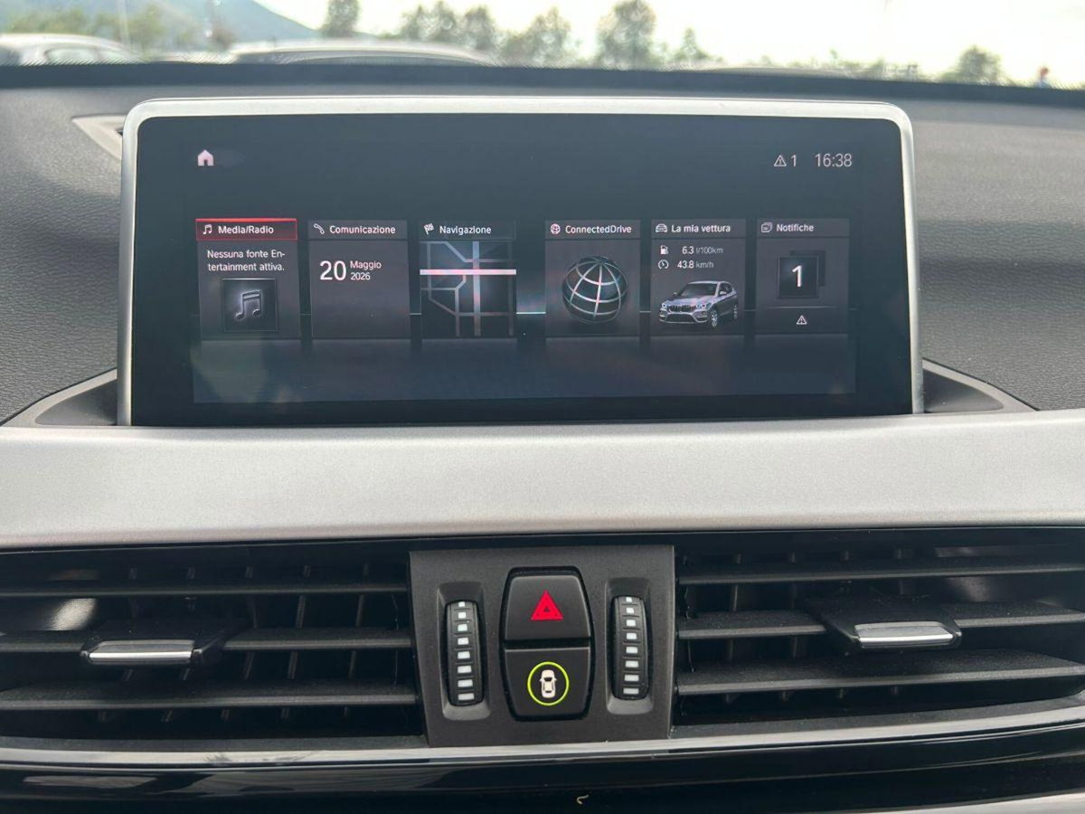 BMW X1 sDrive16d Advantage (17)