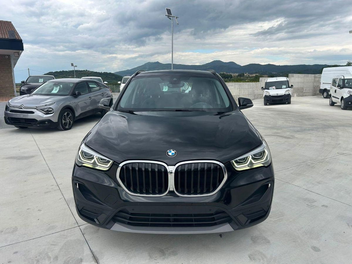 BMW X1 sDrive16d Advantage (2)
