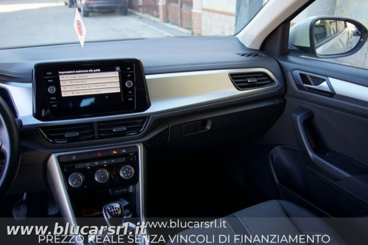 Volkswagen T-Roc 1.0 TSI Life (10)