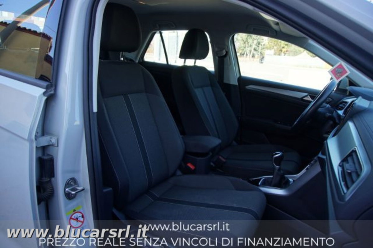 Volkswagen T-Roc 1.0 TSI Life (12)