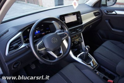 Volkswagen T-Roc 1.0 TSI Life (7)